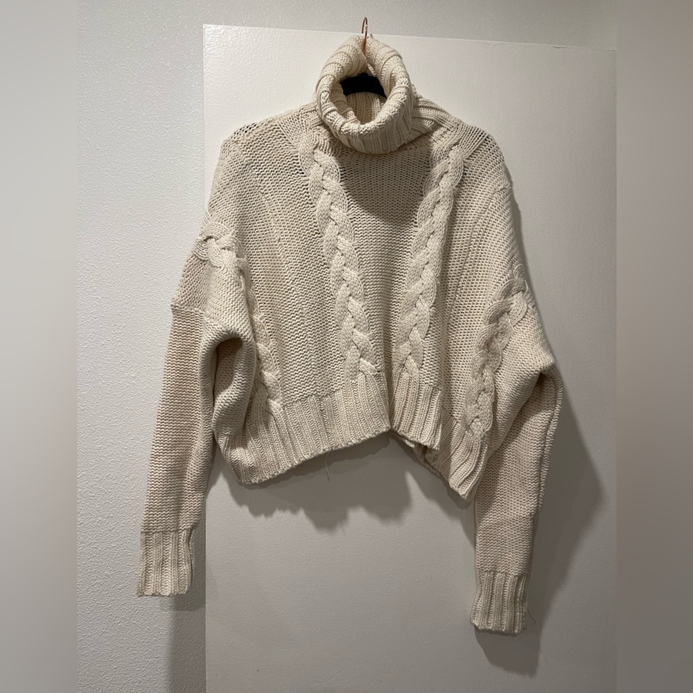 Simple Cream‎ Cable Knit Turtleneck Sweater